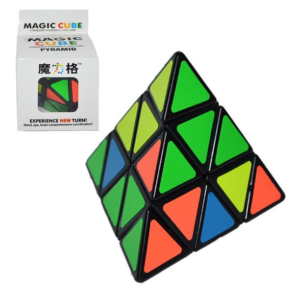 Piramida Rubik in cutie